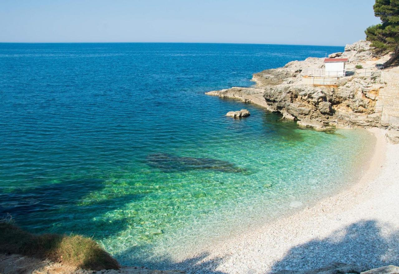 Casa grotta istriana mit neu pool near center in Pula Villa Esterno foto