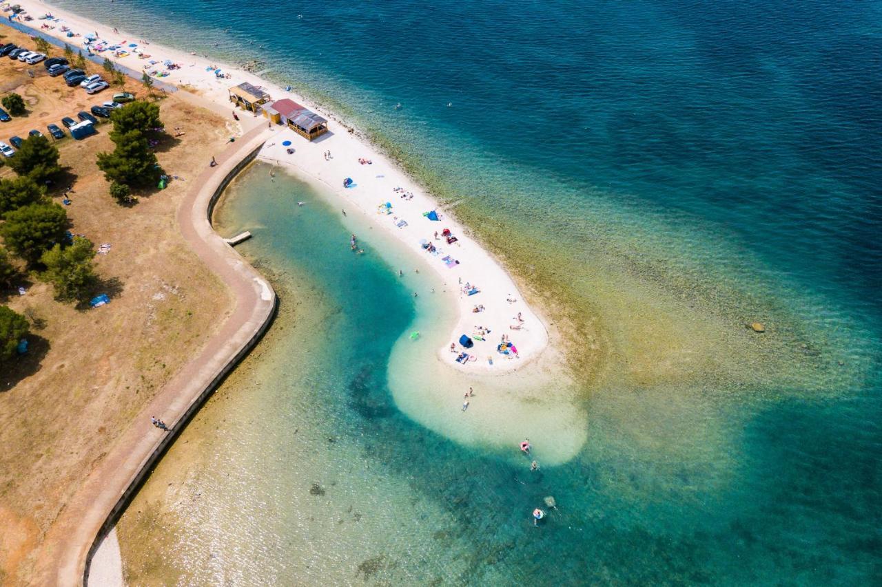 Casa grotta istriana mit neu pool near center in Pula Villa Esterno foto